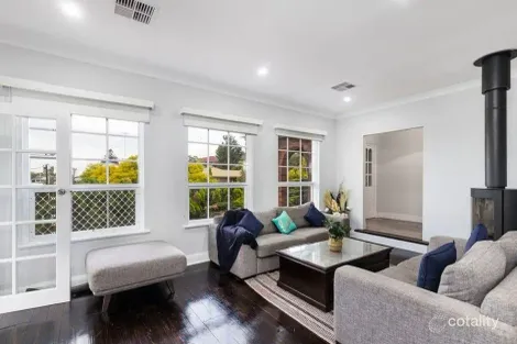 9-11 Larnoo St, Hallett Cove, SA 5158