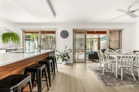 Property photo of 67/360 Simpsons Road Bardon QLD 4065