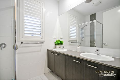 Property photo of 8 Harley Way Riverstone NSW 2765