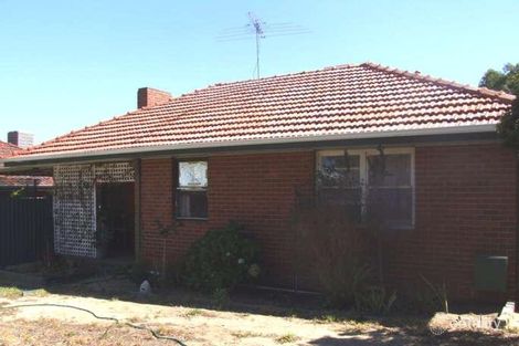 25 Caladenia Way, Koongamia, WA 6056