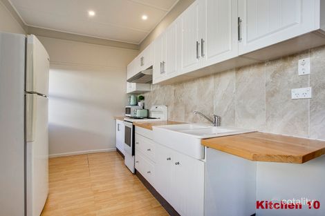 Property photo of 10 Chisholm Crescent Bradbury NSW 2560