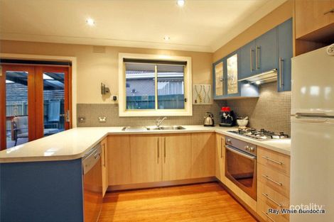 Property photo of 1 Clive Court Bundoora VIC 3083