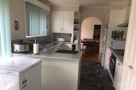 Property photo of 30 Derna Crescent Frankston VIC 3199