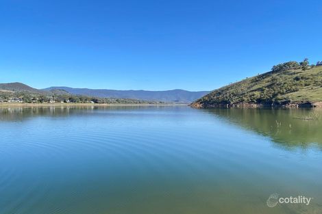 Property photo of 24 Trout Stream Way Macs Cove VIC 3723