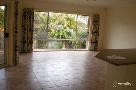 Property photo of 8 Urangan Court Helensvale QLD 4212