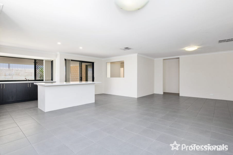 Property photo of 19 Melilla Terrace Secret Harbour WA 6173