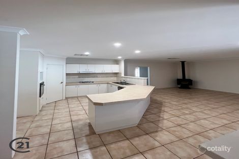 Property photo of 4 Newell Place Dawesville WA 6211