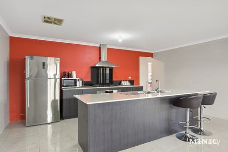 Property photo of 21 Strathclyde Circuit Champion Lakes WA 6111