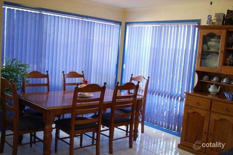 Property photo of 5 Binalong Court Burnside VIC 3023