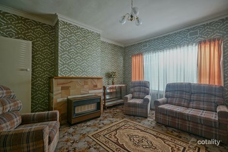 Property photo of 30 Tobruk Crescent Orange NSW 2800