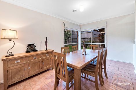 Property photo of 30 Henry Lawson Drive Lynbrook VIC 3975