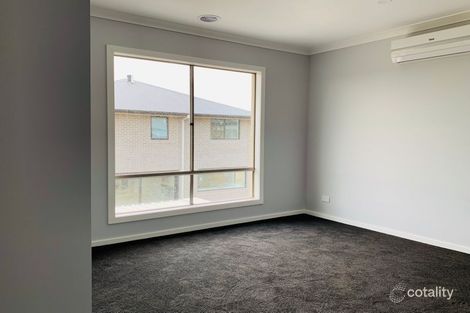 Property photo of 47 Masthead Way Werribee South VIC 3030