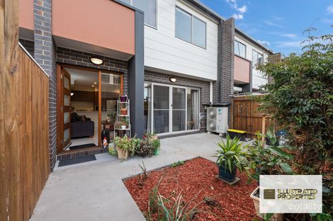 Property photo of 45/8 Henry Kendall Street Franklin ACT 2913