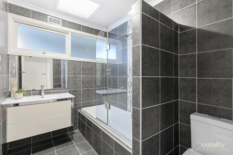 Property photo of 13 Bushlark Drive Carrum Downs VIC 3201