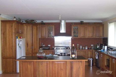 Property photo of 8 Orion Way Roxburgh Park VIC 3064
