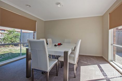 Property photo of 8 Kosta Boda Boulevard Pakenham VIC 3810