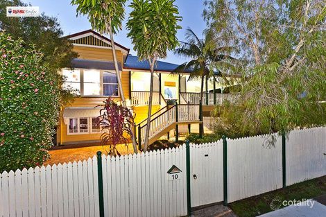 Property photo of 10 Murton Avenue Holland Park QLD 4121