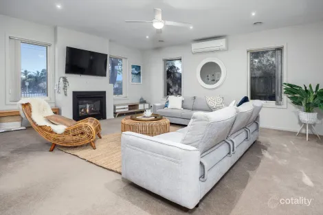 Property photo of 29 Murray-Anderson Road Rosebud VIC 3939