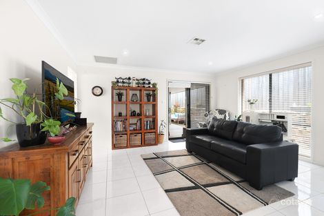 Property photo of 27 Keith Waller Rise Casey ACT 2913
