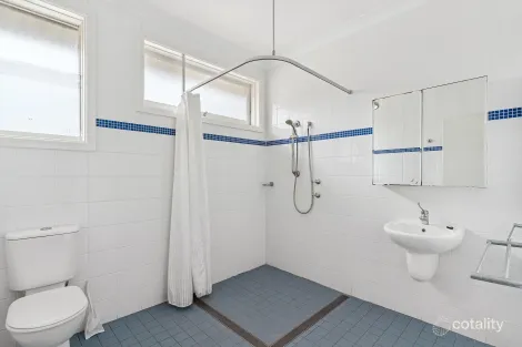 Property photo of 60 Jindabyne Crescent Peakhurst Heights NSW 2210