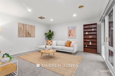 Property photo of 7 Darvell Cove Greensborough VIC 3088