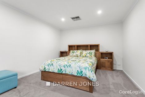 Property photo of 7 Darvell Cove Greensborough VIC 3088