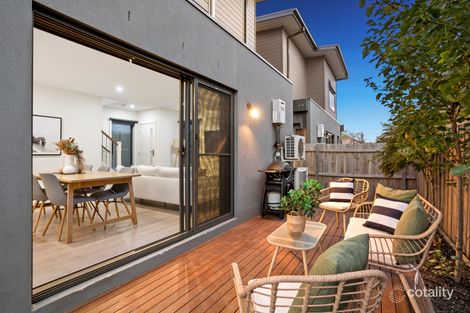 Property photo of 2/6 Mountain Gate Drive Ferntree Gully VIC 3156