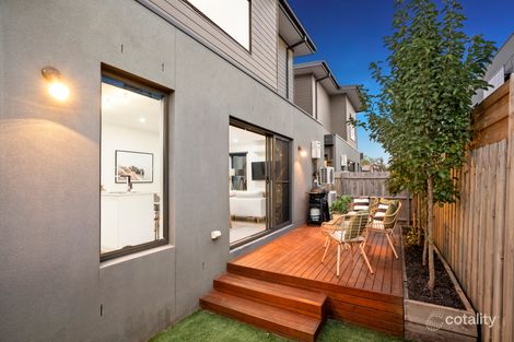 Property photo of 2/6 Mountain Gate Drive Ferntree Gully VIC 3156