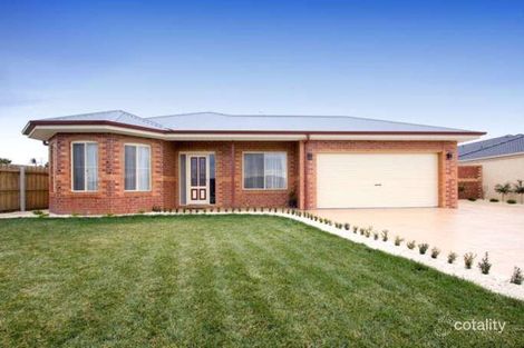 Property photo of 10 Huntingfield Close Traralgon VIC 3844