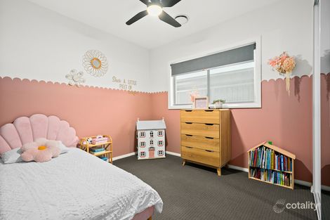 Property photo of 32 Bottlebrush Drive Calderwood NSW 2527