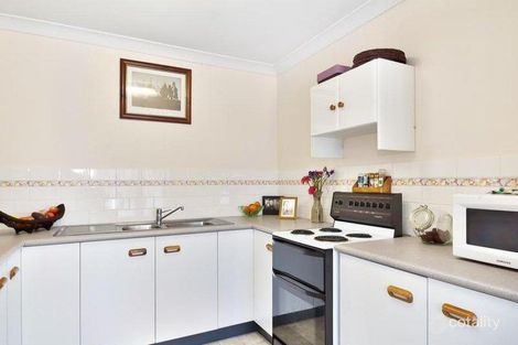 Property photo of 1 Outlook Close Mount Hutton NSW 2290