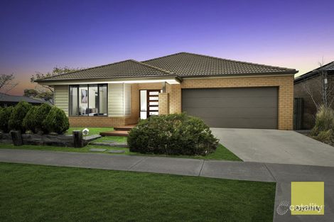 Property photo of 18 Crossway Avenue Tarneit VIC 3029