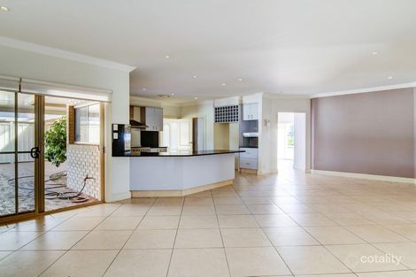 Property photo of 10 Bordeaux Place Orchard Hills NSW 2748