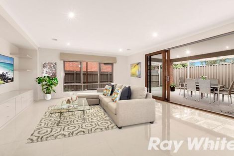 Property photo of 13 Gravillia Grove Wantirna South VIC 3152