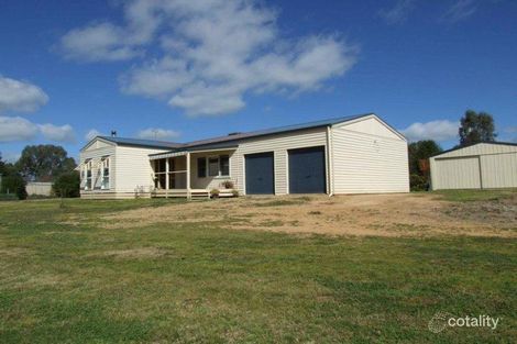 Property photo of 84 Johnson Street Oxley VIC 3678