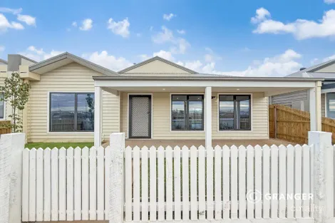 10 BUNGALALLY WALK, EYNESBURY, VIC 3338