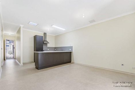 Property photo of 19 Viognier Link Pearsall WA 6065