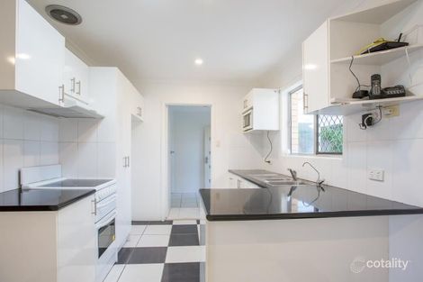 Property photo of 3 Rathbone Place Labrador QLD 4215