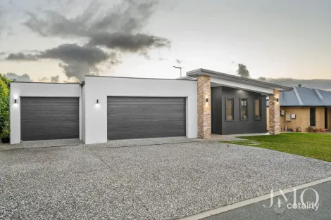 Property photo of 8 Islandview Terrace Ormeau Hills QLD 4208