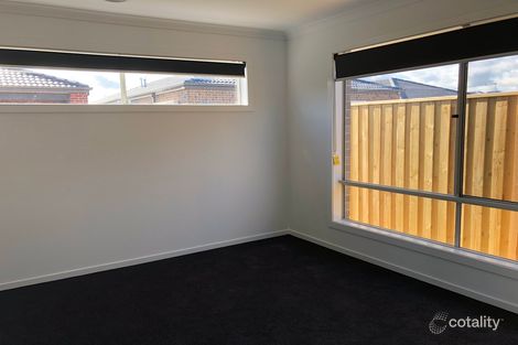 Property photo of 20 Millicent Parade Officer VIC 3809