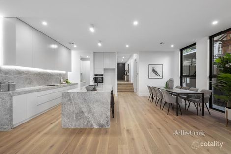 Property photo of 9B Wilga Street Mount Waverley VIC 3149