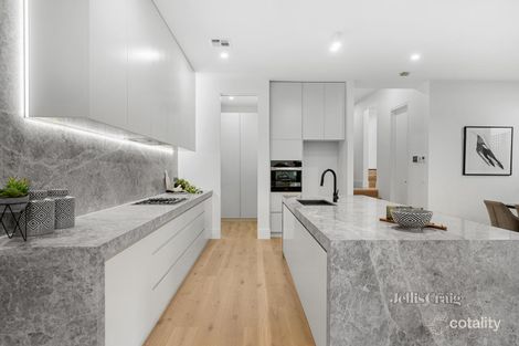 Property photo of 9B Wilga Street Mount Waverley VIC 3149