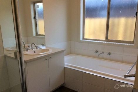 Property photo of 5 Tussock Drive Wallan VIC 3756