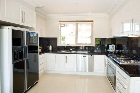 2/21 Haig St, Burwood, VIC 3125