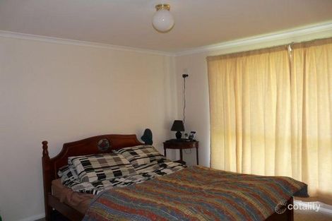 Property photo of 4 Devoy Place Black Head NSW 2430