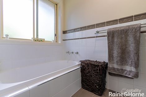 30 Westbourne Dr, Llanarth, NSW 2795