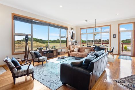 Property photo of 19 Marine Esplanade Stanley TAS 7331