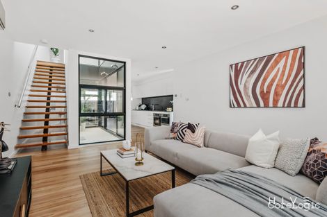 Property photo of 19/43 Hampton Circuit Yarralumla ACT 2600