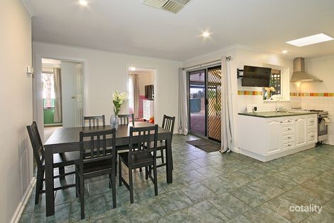 Property photo of 4 Flinders Crescent Hackham SA 5163