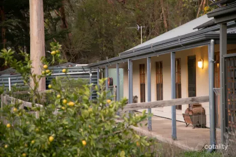 Property photo of 30 Heath Road Crafers West SA 5152